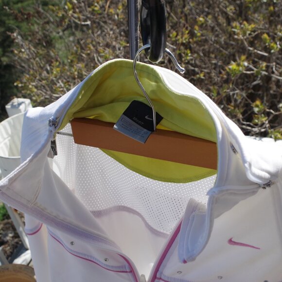 Active Nike Kids White Jacket - Picture 2 of 5